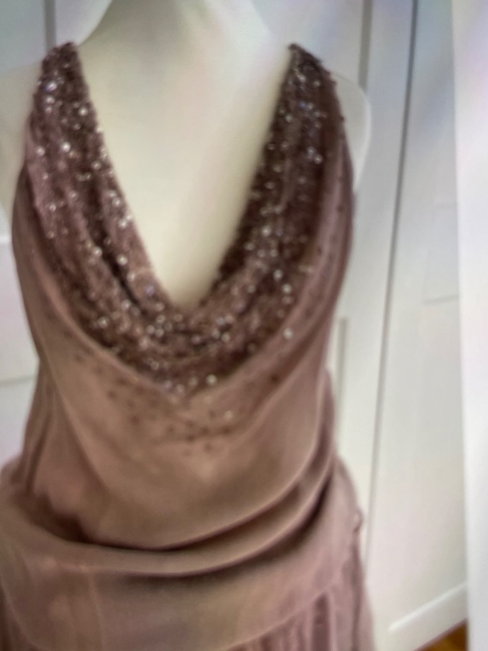 Dress - Picture 2 of 8